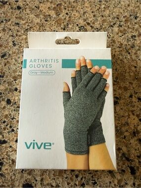 Vive Gray Arthritis Compression Fingerless Gloves size M New in Box